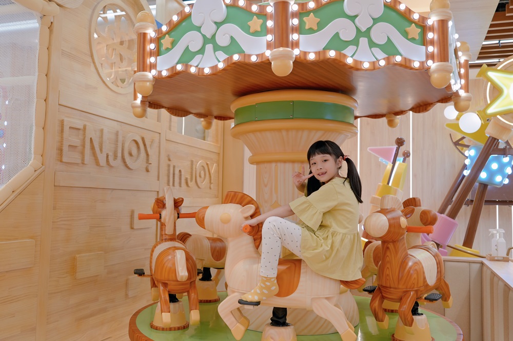 2026.05新北最新室內親子樂園｜享樂園Enjoy in Joy新莊宏匯廣場新開幕。球池溜滑梯.Switch2.家家酒廚房.家長休息區，大人放鬆小孩放電